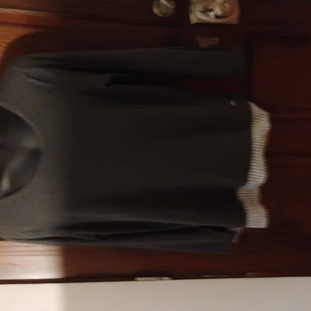 #163 Calvin Klein Cardigan with corset side Detail
